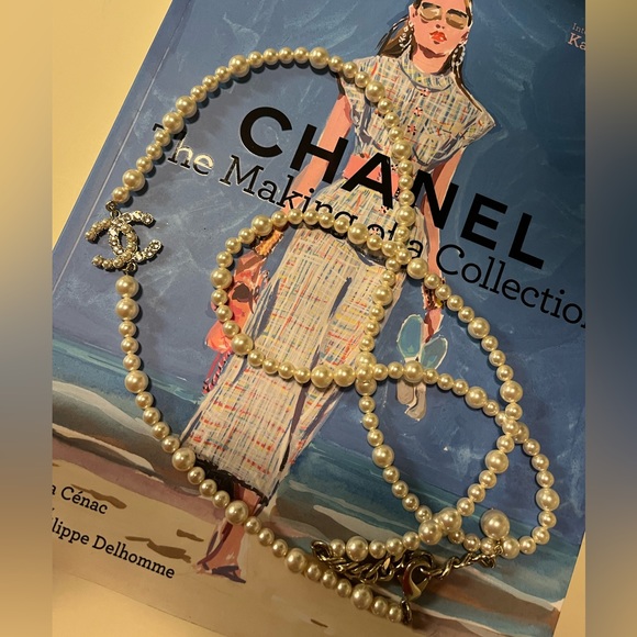 ❌SOLD❌AUTHENTIC CHANEL CLASSIC PEARL LONG CC NECKLACE! - Picture 10 of 11